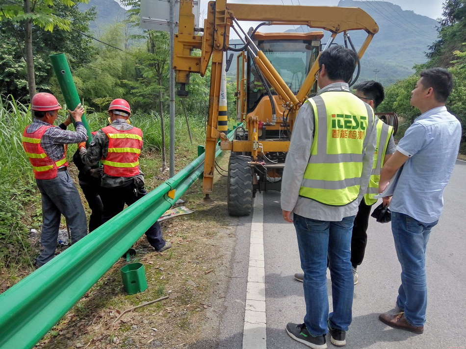 公路波形護欄的安裝作業應該注意的事項